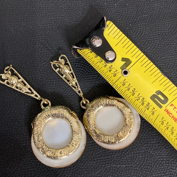 Vintage Gold tone, acrylic Yellow & rhinestone pierced dangling earrings - Picture 4 of 7